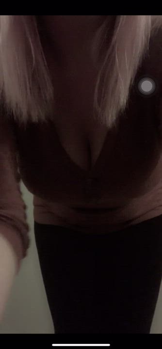 Big Tits Bouncing Bouncing Tits Tease clip
