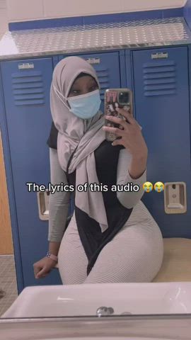 Hijab Teasing Thick Thighs TikTok