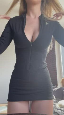 21 years old blonde bouncing tits dress erotic nofacegirl tanned tits clip