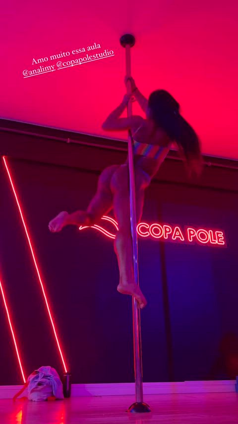 ass big ass big tits brazilian celebrity dancing muscular girl pole dance clip
