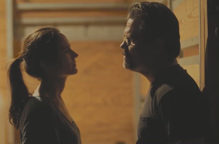 celebrity jennifer connelly kiss kissing mature clip