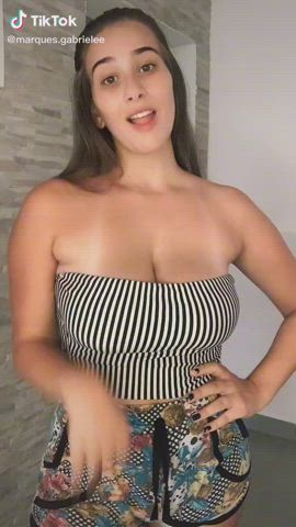 Big Tits Cleavage TikTok clip