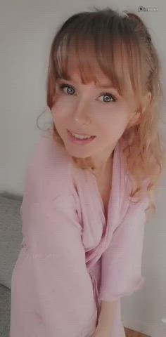 girls solo teen tits clip