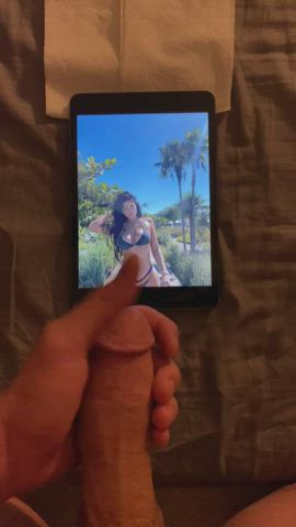 New pics of Kylie made me cum