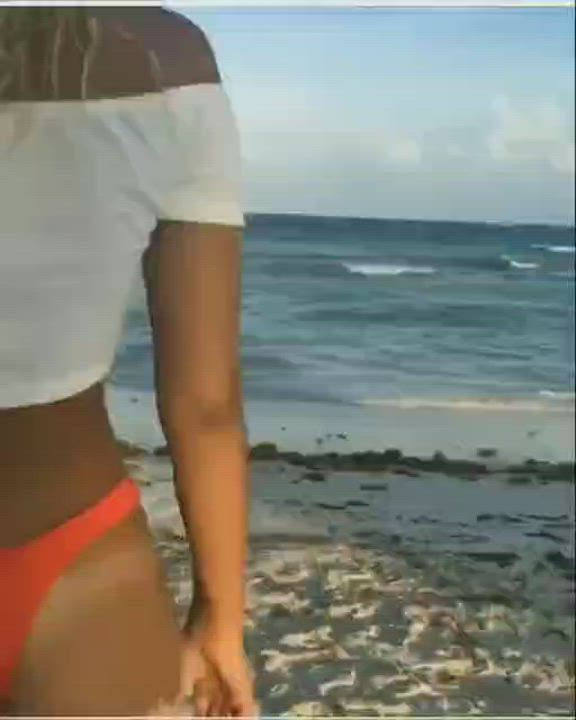 Beach booty