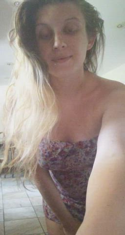 MILF Pawg Pregnant Tits clip