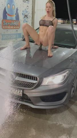 Sheβs so hot π₯΅