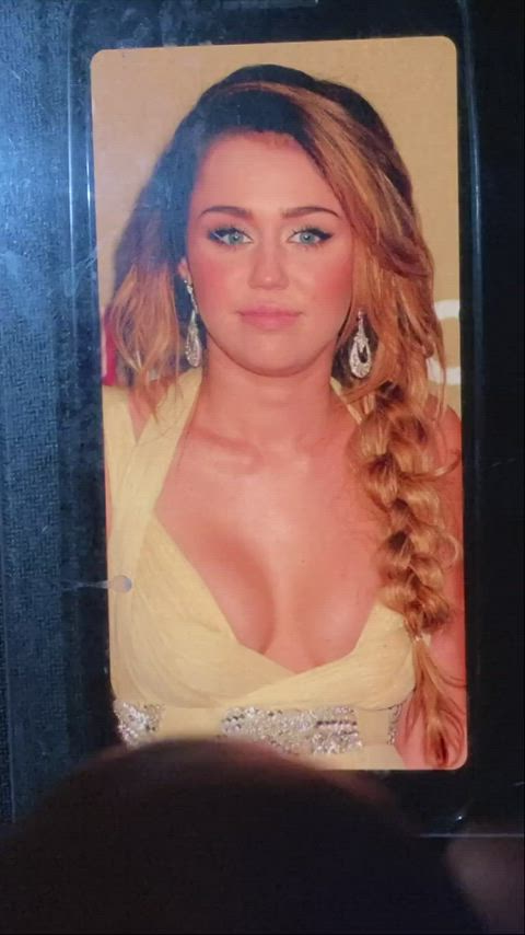 cleavage cum dress miley cyrus tribute clip