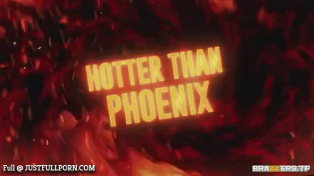 Blonde MILF Phoenix Marie clip