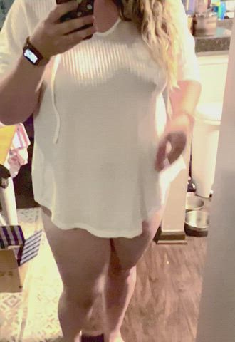 braless nipples t-shirt clip