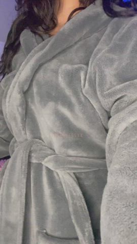 I can show you a good time in the bedroom I promise &lt;3