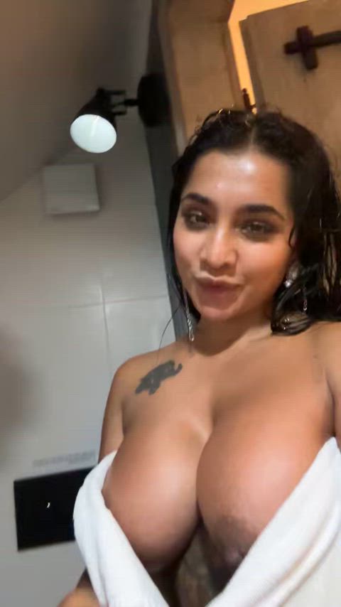 Morning guys π©· I got my pussy destroyed yesterday by Troy. Am still dick drunk