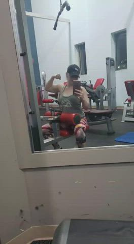 bra camgirl chaturbate gym white girl clip