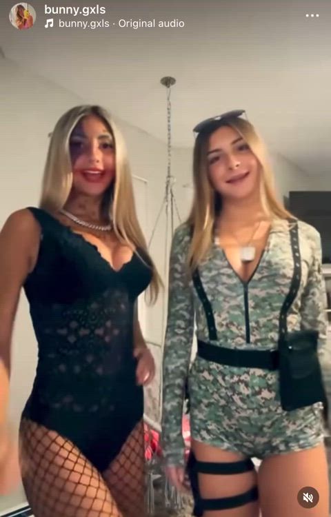 amateur ass big tits blonde booty halloween lingerie teen tiktok tits clip