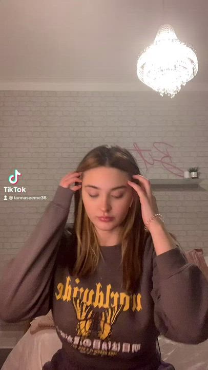 Big Ass Big Tits Girls clip