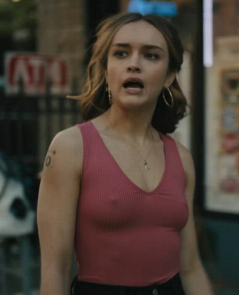 celebrity female olivia cooke clip