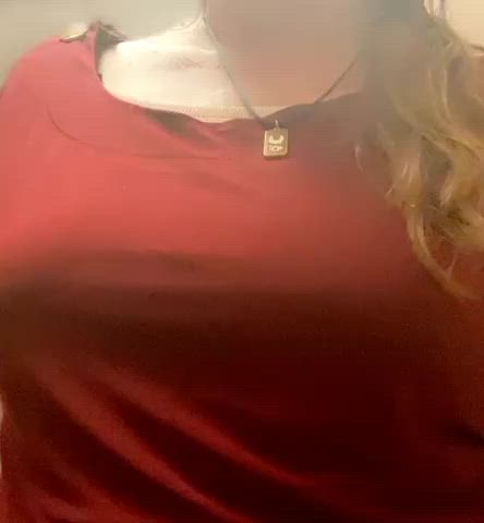 milf nipple piercing tits clip