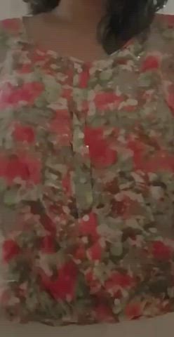 desi selfie titty drop clip
