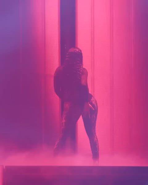 bending over big ass celebrity nicki minaj clip