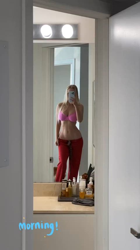 blonde boobs non-nude clip