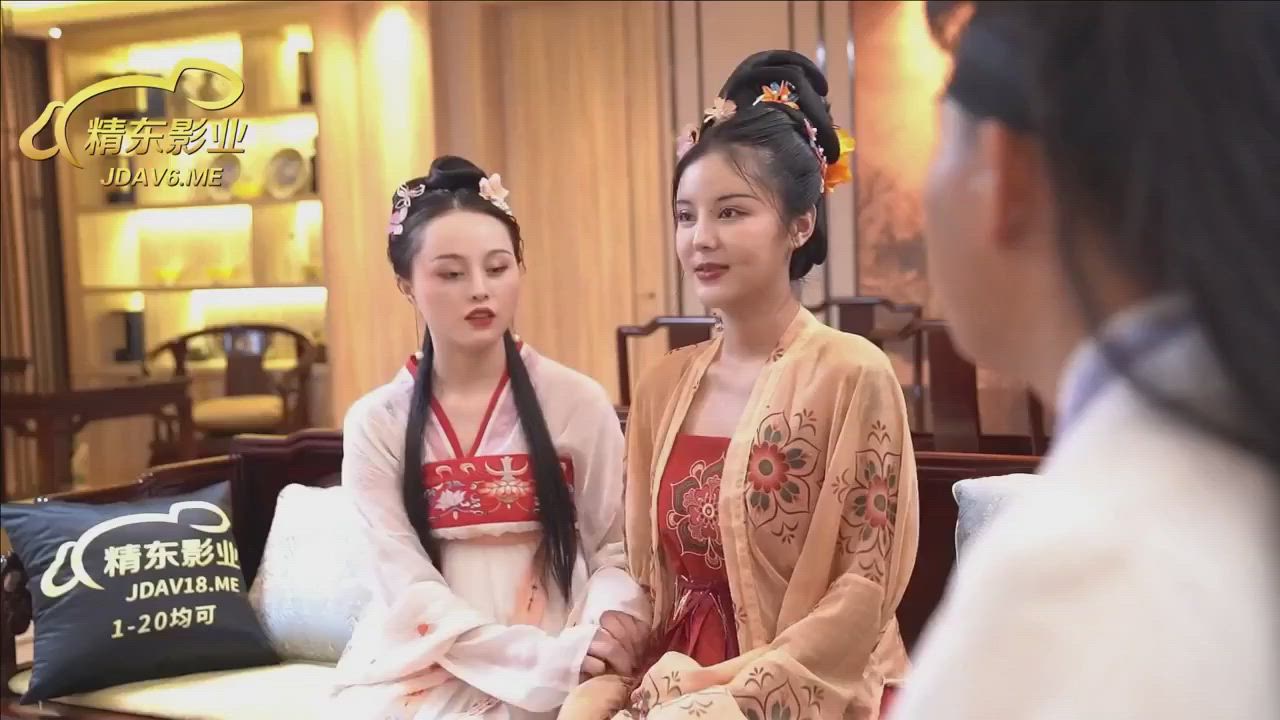 Ximeng Qing and his friends visit the kiln