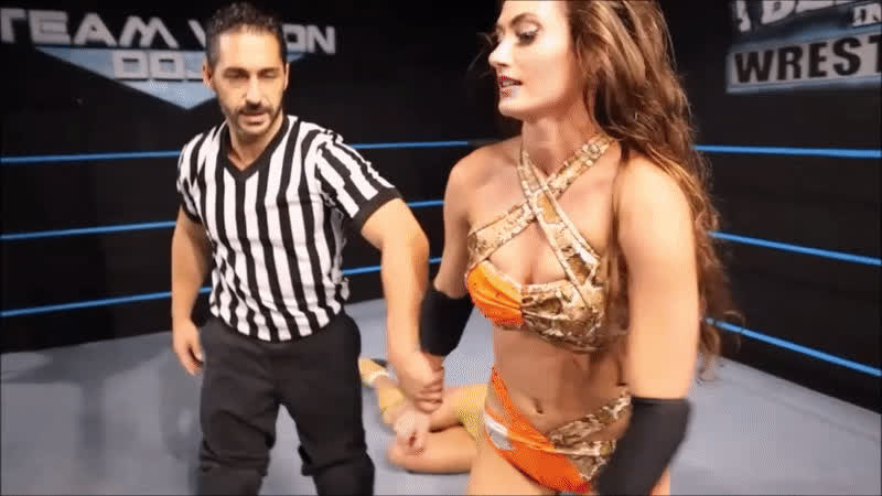 brunette muslim white girl wrestling clip