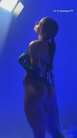 Booty Ass Bubble Butt clip