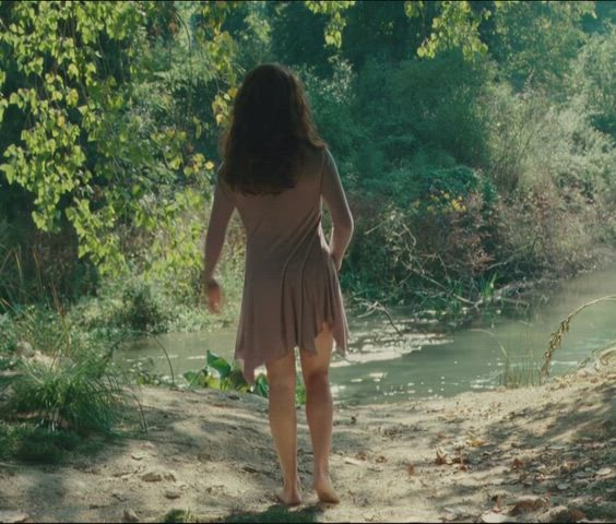 Violante Placido in The American (2/2)