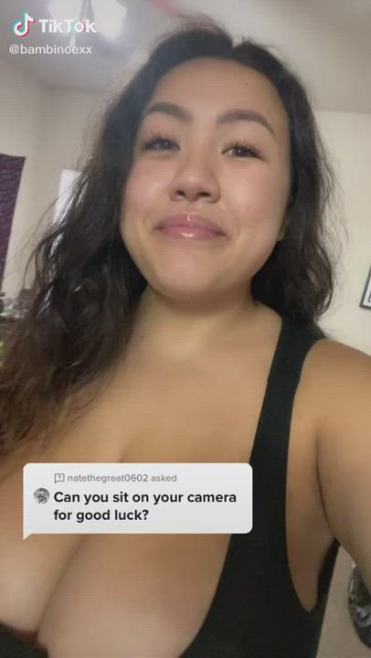 Asian Bouncing Tits Jiggling clip