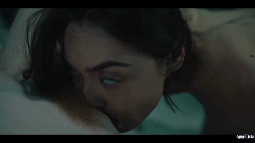 kelly collins lesbian lesbians scarlet skies scissoring small tits threesome clip