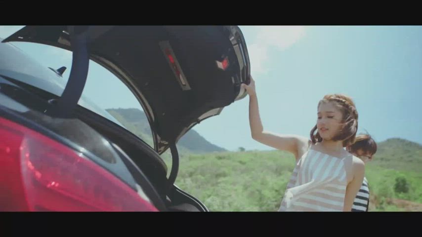celebrity nipple nipslip petite teen vietnamese clip