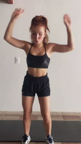 Brazilian Celebrity Dancing Teen TikTok clip