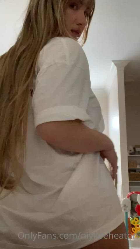amateur ass big tits clip