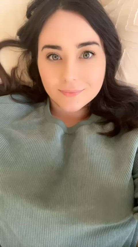 big tits brunette cute boobs clip