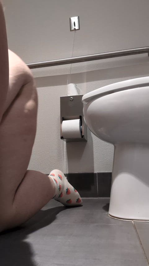 fat pussy humiliation humping clip