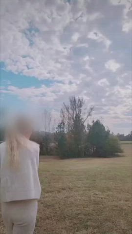 brunette celebrity dancing natural tits pokies clip