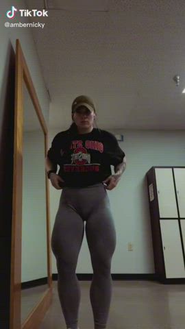 bodybuilder brunette fitness legs muscular girl pawg thick tiktok clip