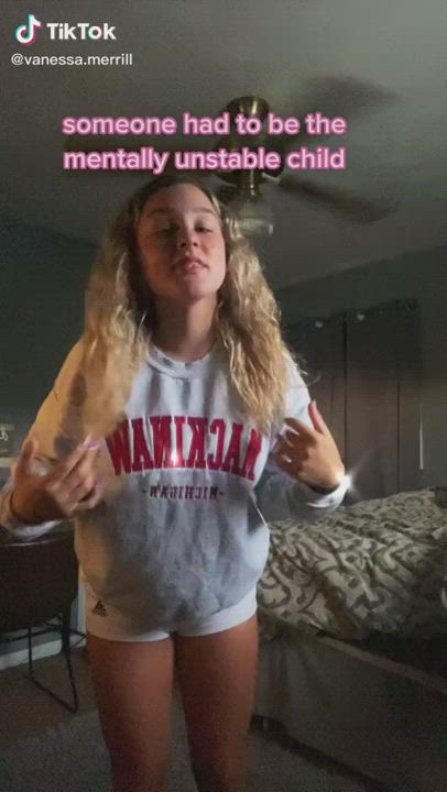 Girls Thick White Girl clip