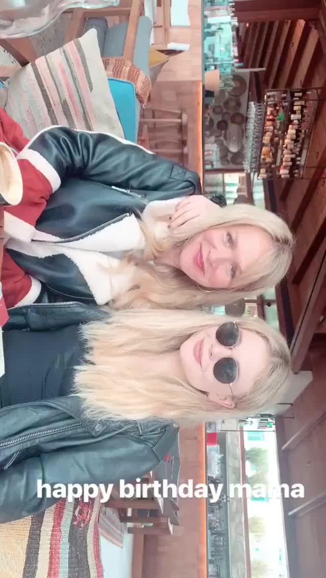 54142789_374244239886650_4635024521824024683_n