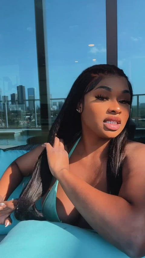 big tits bikini ebony nipples nipslip tits clip