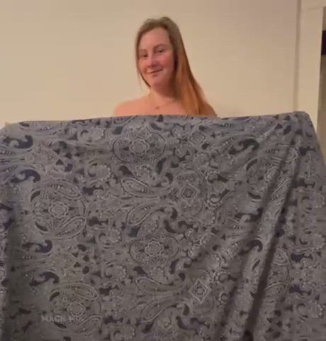 Huge Tits Titty Drop White Girl clip