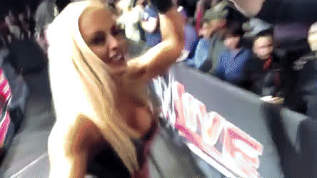 Blonde Fitness Spandex clip