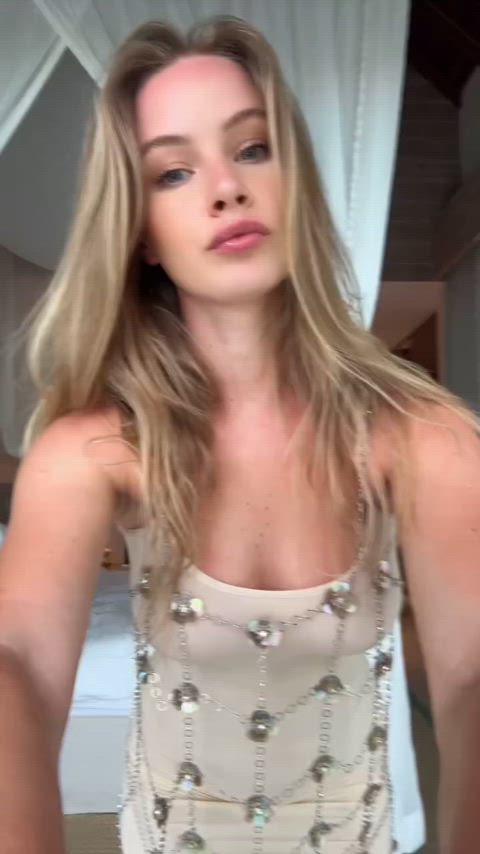 brunette dress non-nude new-york-nine clip
