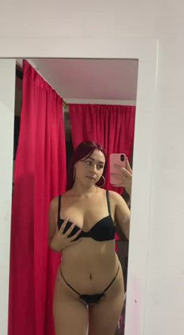Are there older men here who will agree to taste my teen body?