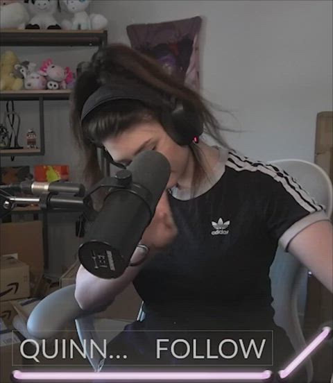 big tits jiggle tits clip
