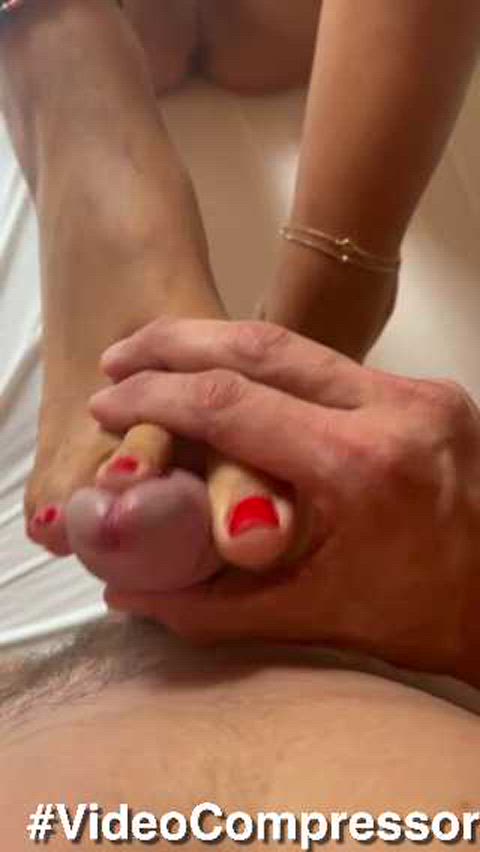Red toes on dickhead made me cum over them.