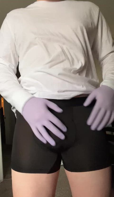 Onlyfans is free for a bit, cum have some fun