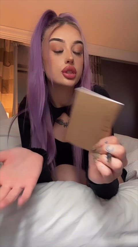 My Onlyfans is 50% off right now 🎄 Merry Christmas 🤶