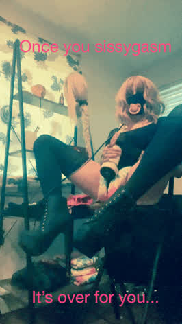 Who knows how to make a pretty sissy into an ugly slut?