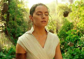 Daisy Ridley clip